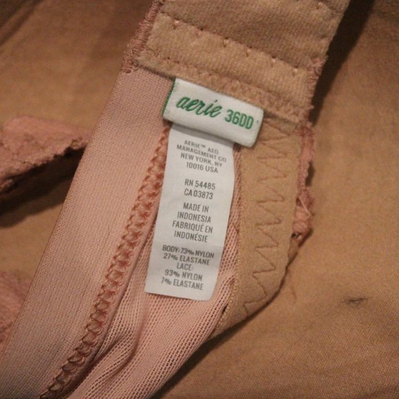 2/$30 🏷 Aerie Wireless Bra Size 36DD Nude Colour - Picture 4 of 5